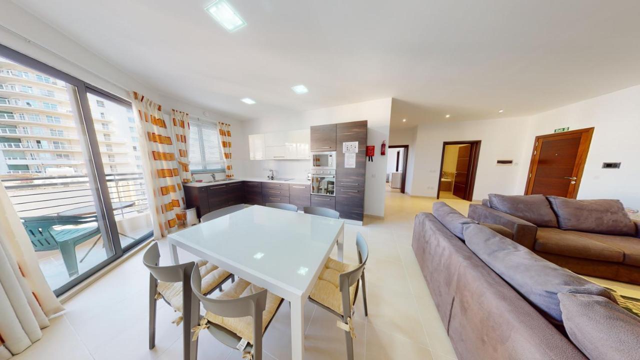 Spacious 2 Bedroom Apartment In Sliema Extérieur photo